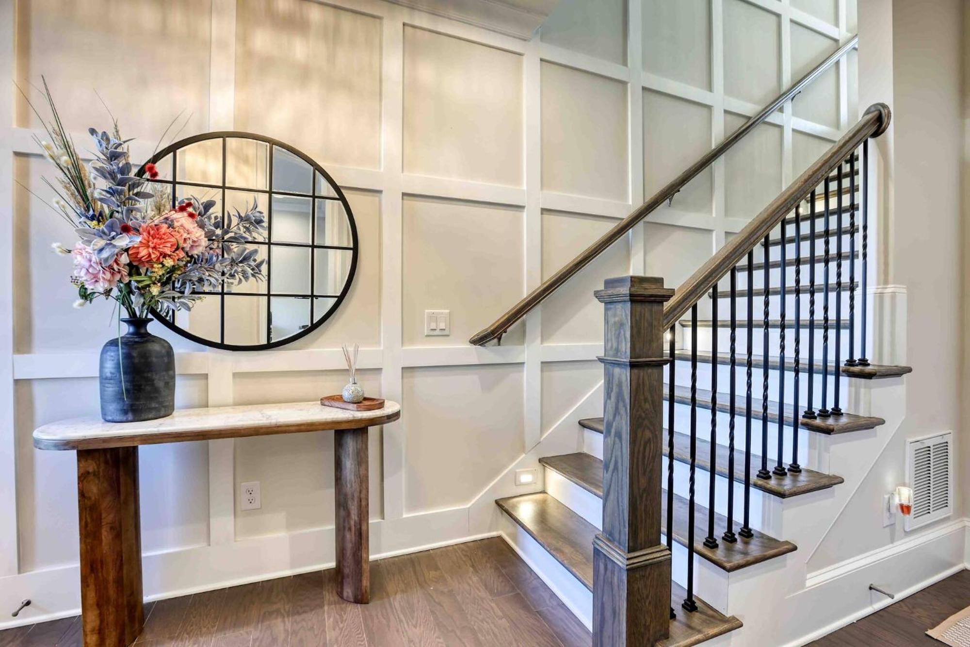 Riverfront Retreats, Downtown Savannah